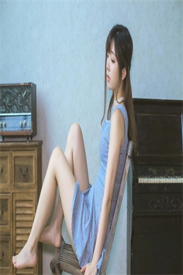 动漫美女脱衣-真刀真枪的铠甲破碎